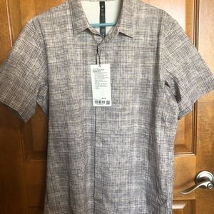 Lululemon Airing Easy SS Button Up Shirt Ventlight Mesh  Size L NWT